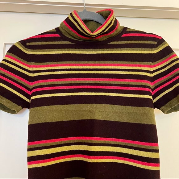 David Meister 100% cashmere turtleneck short sleeve sweater. Size S - Picture 2 of 7